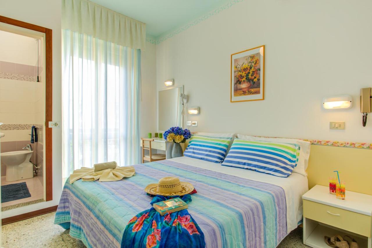 Hotel Puppi Cattolica Buitenkant foto